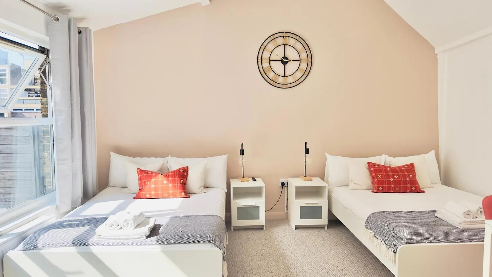 Shoreditch Rooms London 0*,  United Kingdom