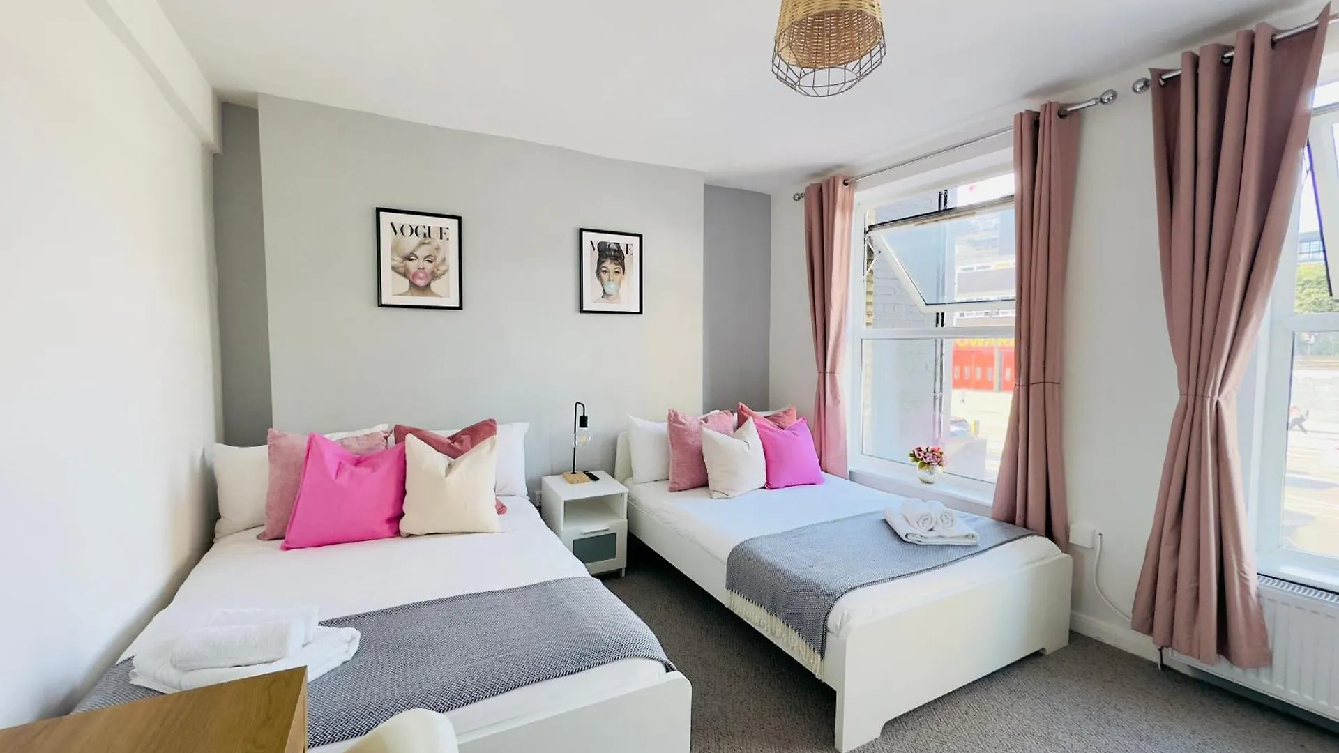 Shoreditch Rooms London 0*,