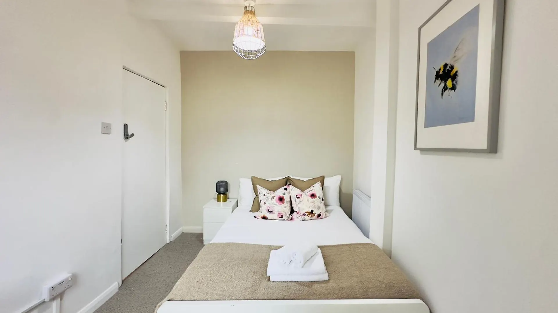 Shoreditch Rooms London 0*,  United Kingdom